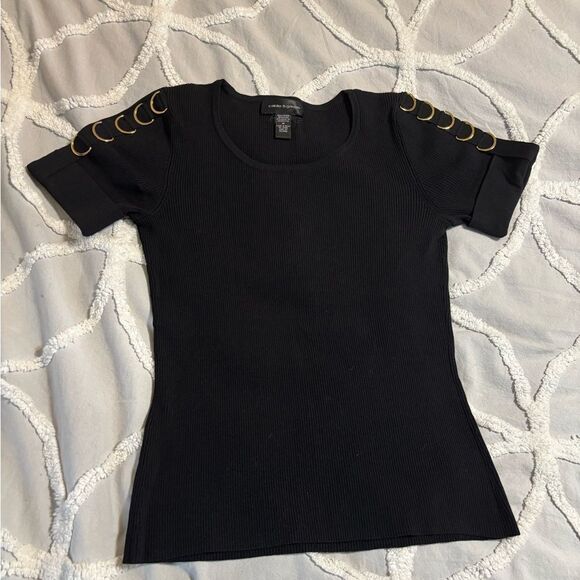 🎄Cable & Gauge Scoop Neck Ribbed Top with Gold Metal Accents - Picture 5 of 7